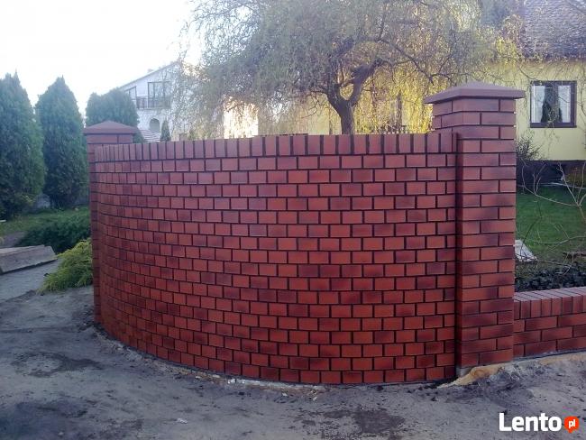 Ogrodzenia z kamienia i klinkieru
