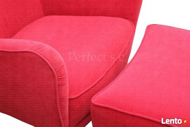 oferuje nowoczesny model zestawu wypoczynkowego ROMEO