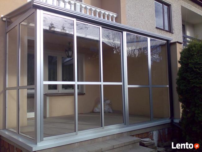 Zabudowa balkonu ramowa i bezramowa