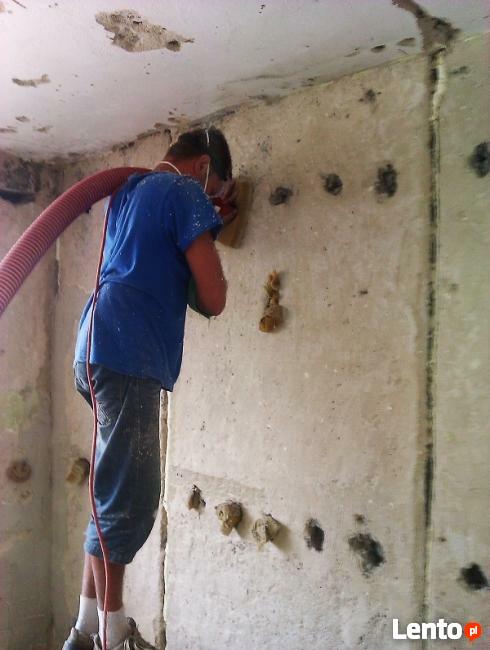 Budujesz dom? - docieplaj poddasze celulozą nie wełną