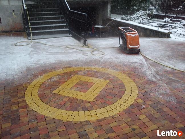 Układanie kostki brukowej