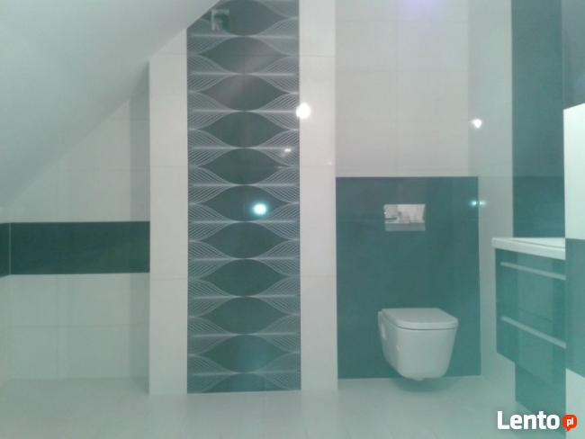 Układanie płytek kamienia paneli sufity gładzie malowanie