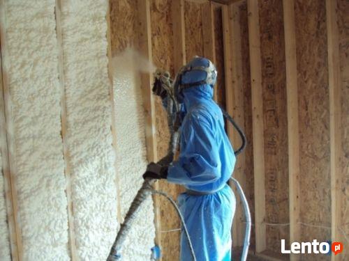 Ocieplenia natryskowe pianką poliuretanową