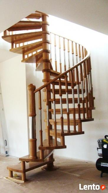 Schody drewniane, kręcone, proste, ażurowe, zabiegowe