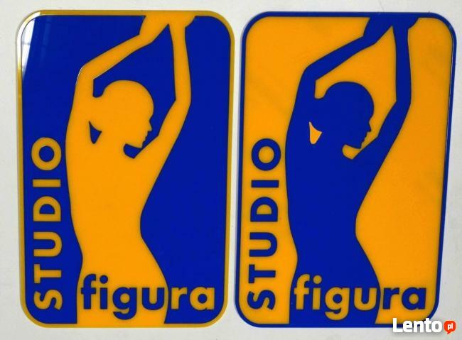 litery napisy tablice z pleksi