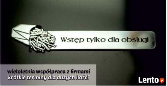 tabliczki grawerowane na drzwi