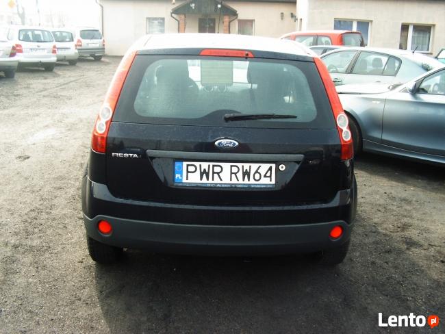 Ford Fiesta / salonowa /