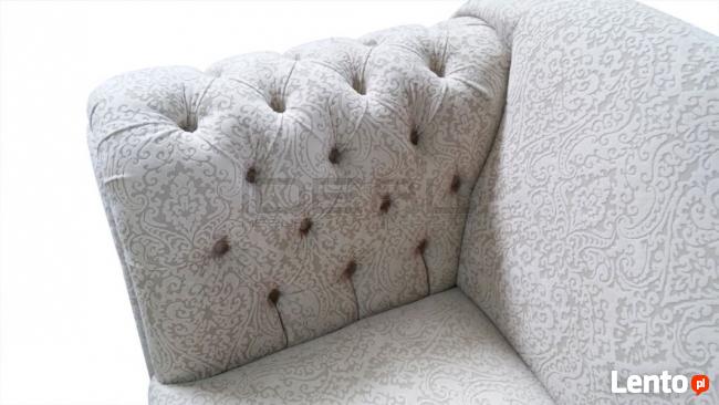 Sofa Chesterfield Madame Rem - wariant na kółkach lub bez