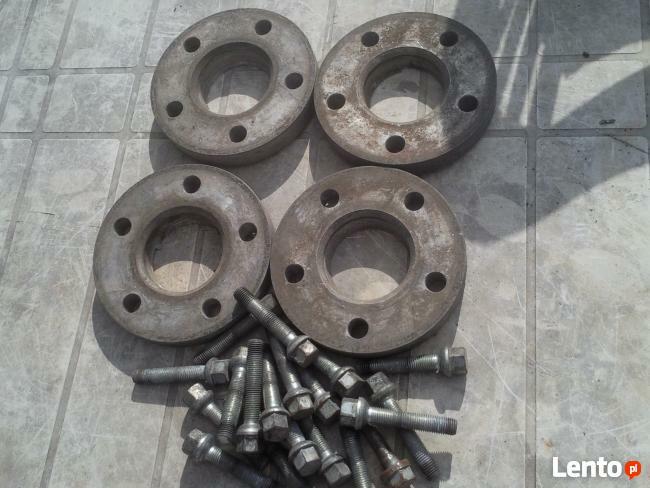 dystanse do kół mercedes