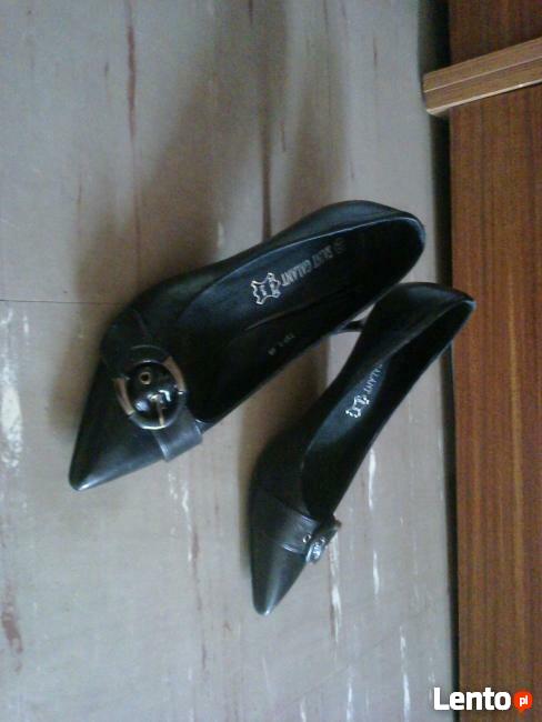 Czarne Czółenka rozm.39