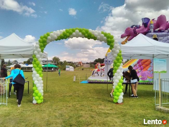 Bramka z balonów na uroczyste otwarcie