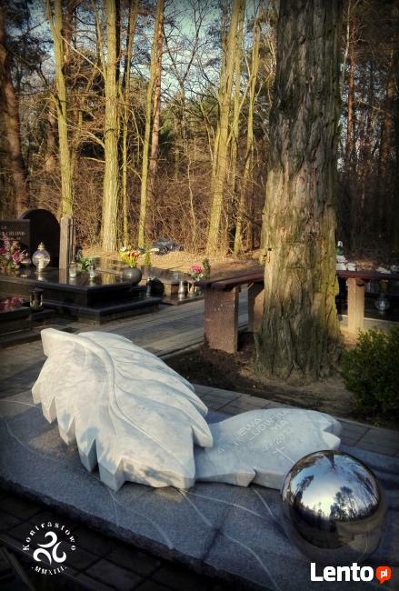 Rzeźbiarski nagrobek ciekawy Opadły Liść, inny nagrobek