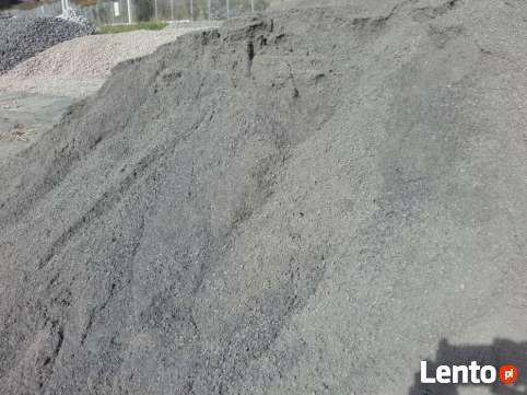 PIASEK ZWIR GRYS TLUCZEN PODSYPKA