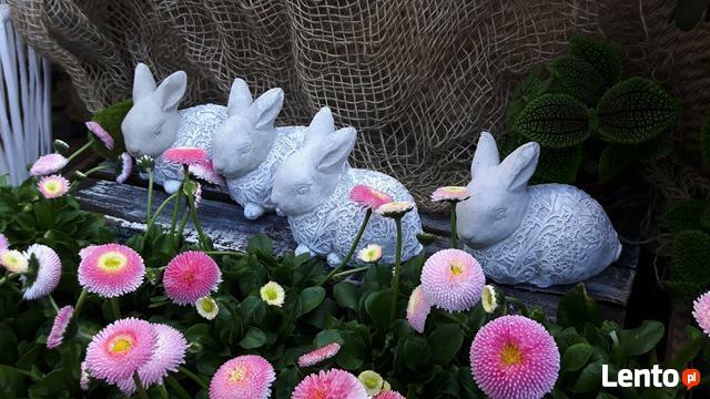 Dekoracja ozdoba do ogrodu-Figurka ogrodowa zajączek