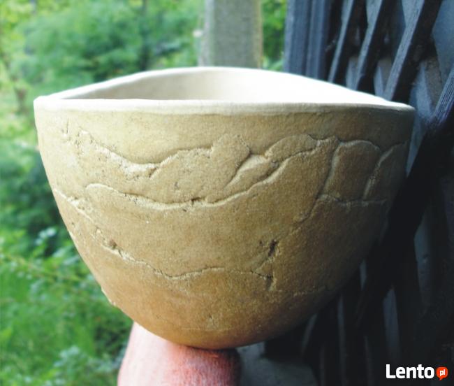 Sprzedam donicę ceramiczną, mrozoodporna. 60 x 40 x 20 cm.