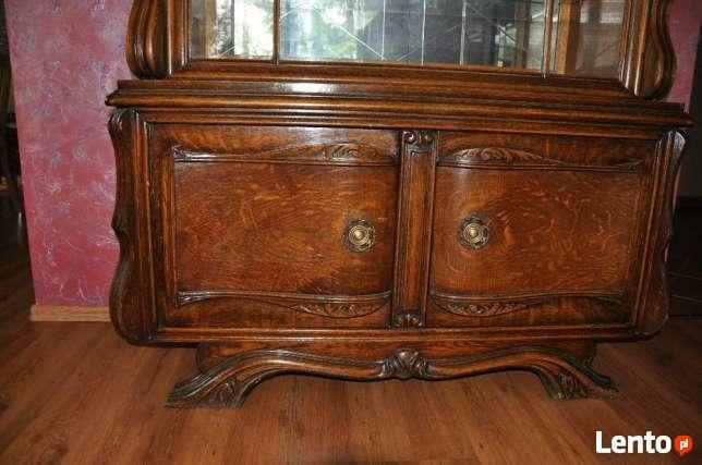 Sprzedam kredens zabytkowy