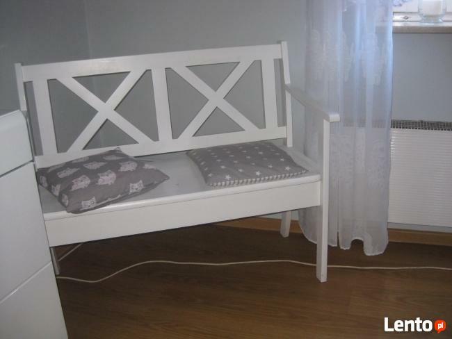 Ławka prowansalska biała schowek podłokietniki drewniana