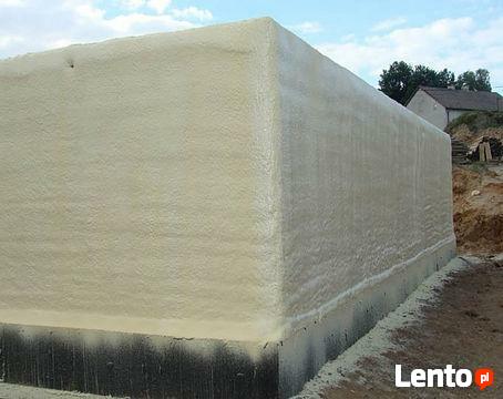 Izolacje Ocieplanie natryskowe pianką PUR