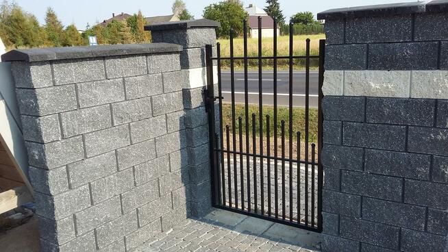 Sprzedam wyroby gotowe z betonu