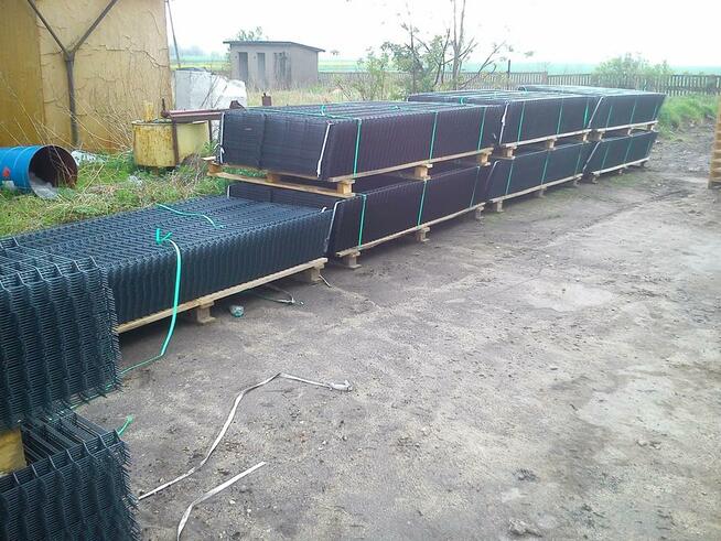 Panel ogrodzeniowy , siatka ogrodzeniowa , przęsła metalowe