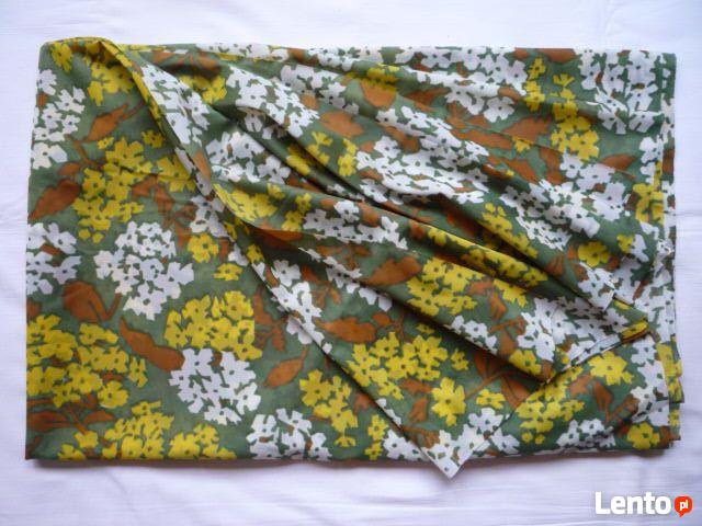 Materiał 307cm x 113cm kupon kwiatki kolorowe lejący