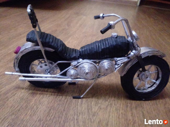 Motor z papierowej wikliny