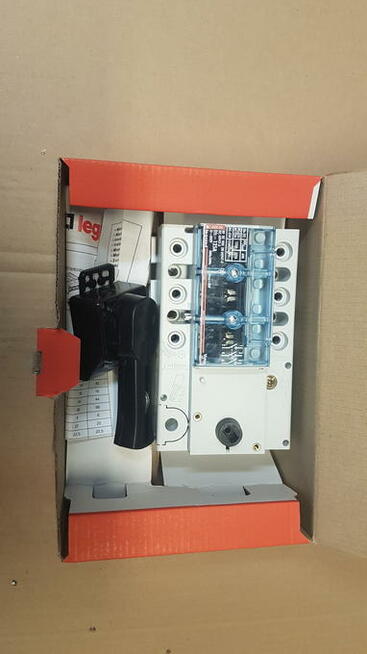 Rozłącznik izolacyjny 3P 125A VISTOP nr kat. 02253 Legrand