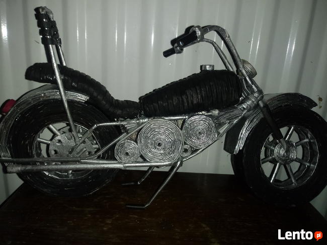 Motor z papierowej wikliny