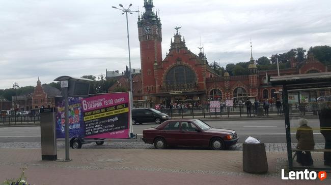 Przyczepy reklamowe Reklama mobilna przyczepa backlight led