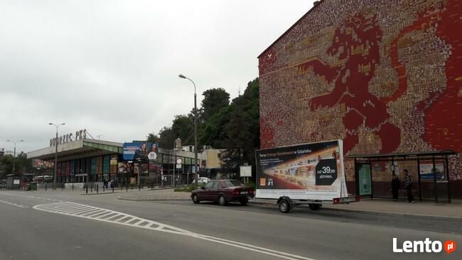 Przyczepy reklamowe Reklama mobilna przyczepa backlight led