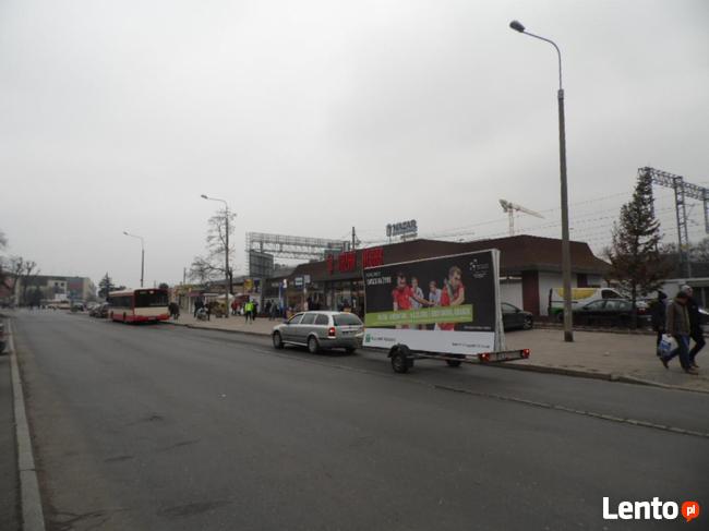 Przyczepy reklamowe Reklama mobilna przyczepa backlight led