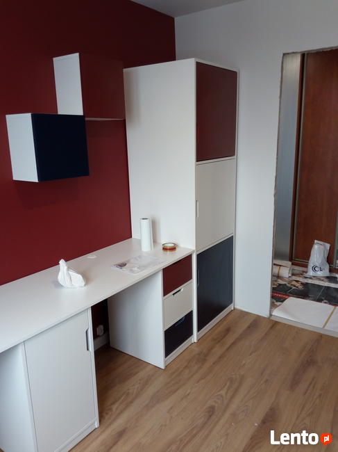 łóżko na antresoli