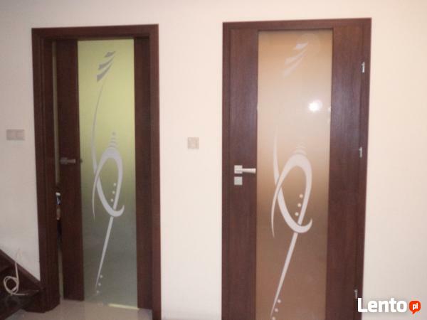 drzwi parapety rolety