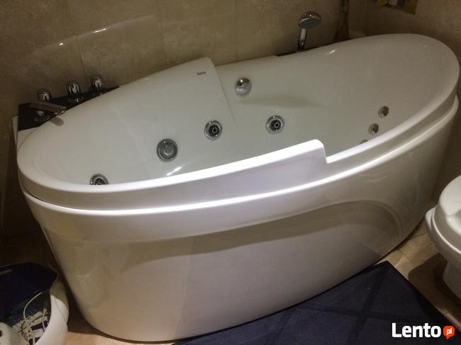 Wanna z hydromasażem gemy