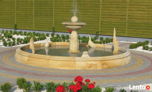 Duże fontanny z piaskowca, kamienia naturalnego