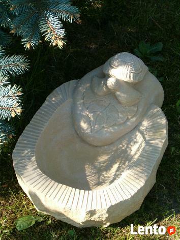 poidła, poidełka z piaskowca kamienia naturalnego