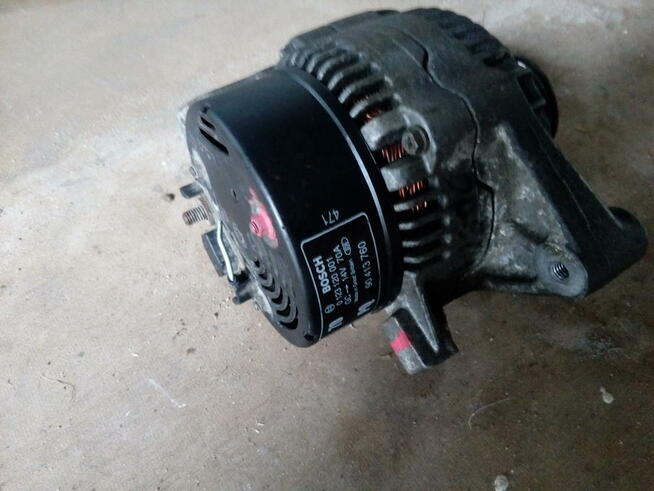 Sprzedam alternator BOSCH
