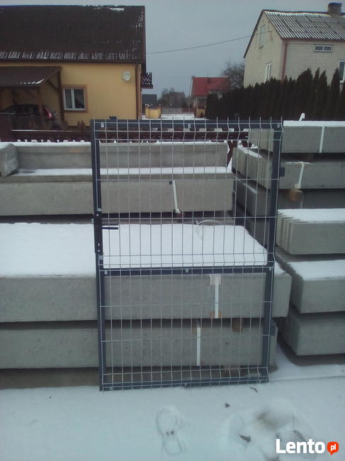 Bramy panele siatka slupki