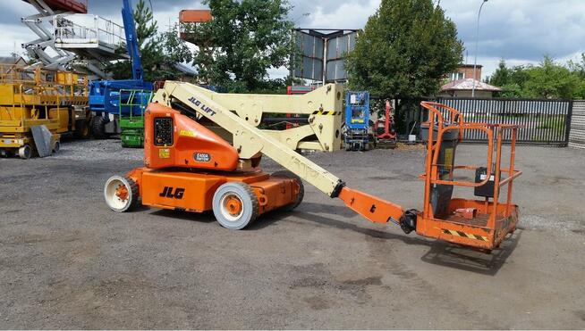 Wynajem podnośników nożycowych przegubowych spalinowych elek