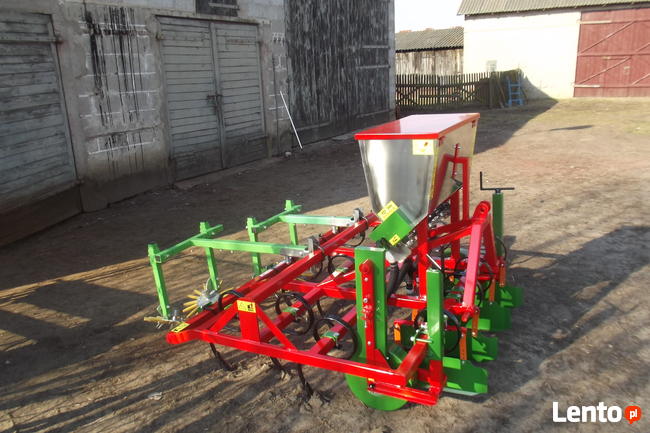 Pielnik, podsiewacz nawozu