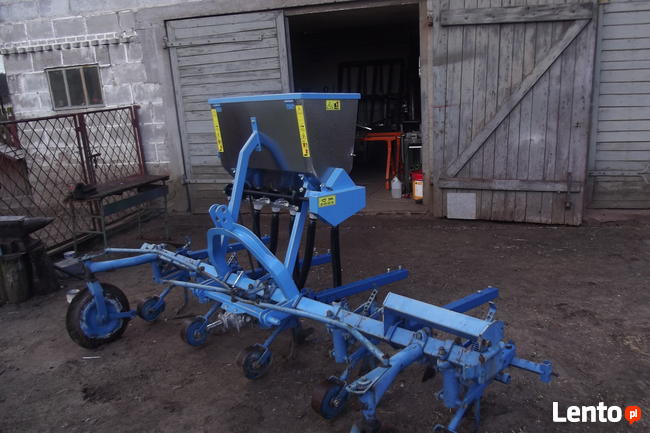 Pielnik, podsiewacz nawozu