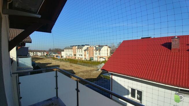 Siatka na balkon dla kota i na ptaki przeciw gołębiom