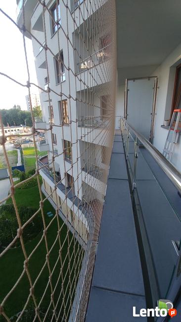 Siatka na balkon dla kota i na ptaki przeciw gołębiom