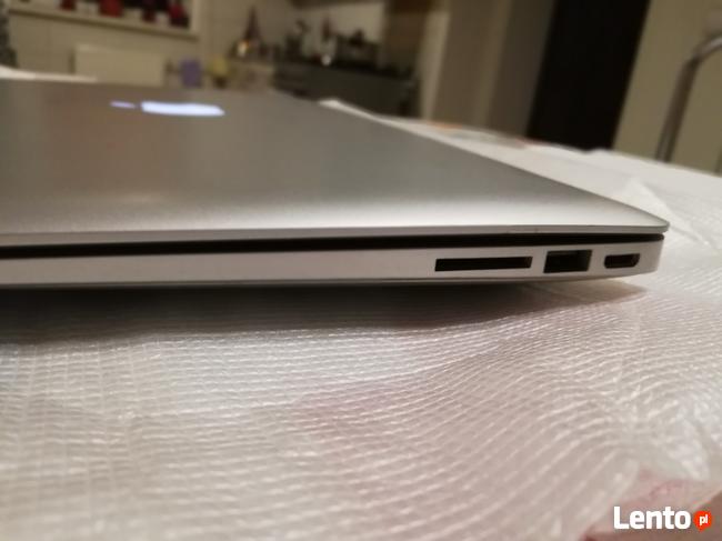Laptop MACBUK