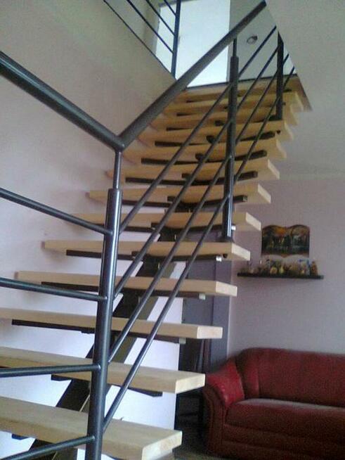 Schody wewnetrzne/zewnętrzne