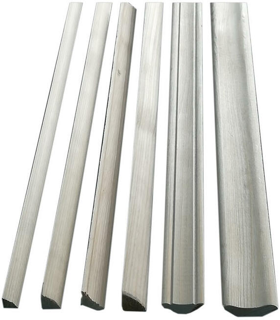 Producent listew wykończeniowych z drewna świerkowego