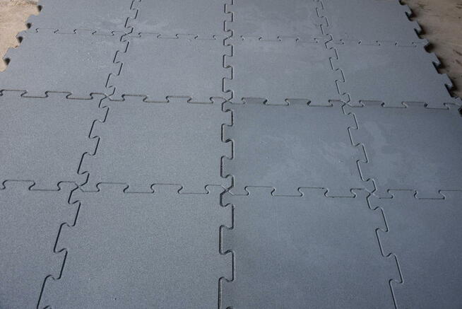 Płyta do siłowni crossfit 100x100x1,8cm czarny puzzel