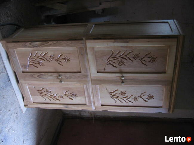 rzeżby w drewnie