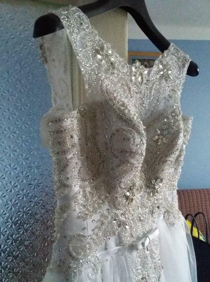 Sprzedam suknię ślubną z welonem