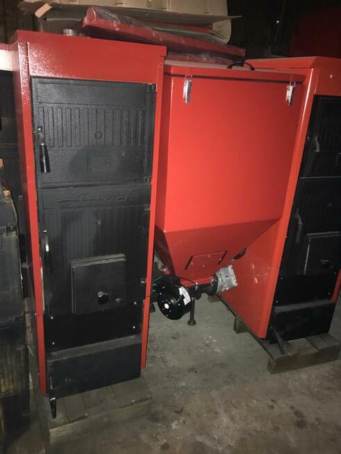 Żeliwny piec duo z podajnikiem piece kotły zenmar 26-35kw